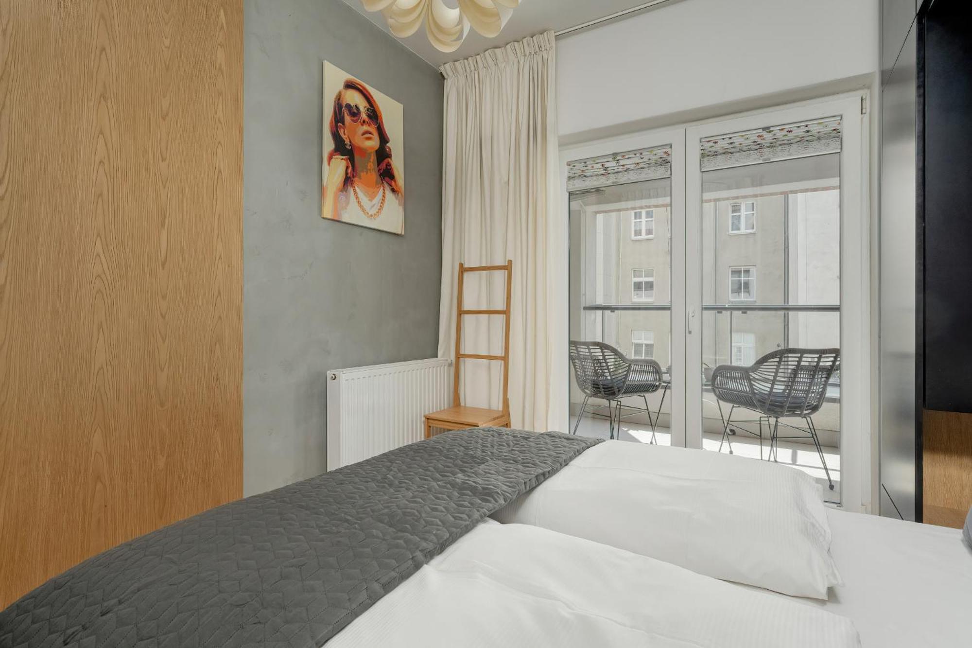Kosciuszki W Centrum Parking By Renters Prestige * Wroclaw