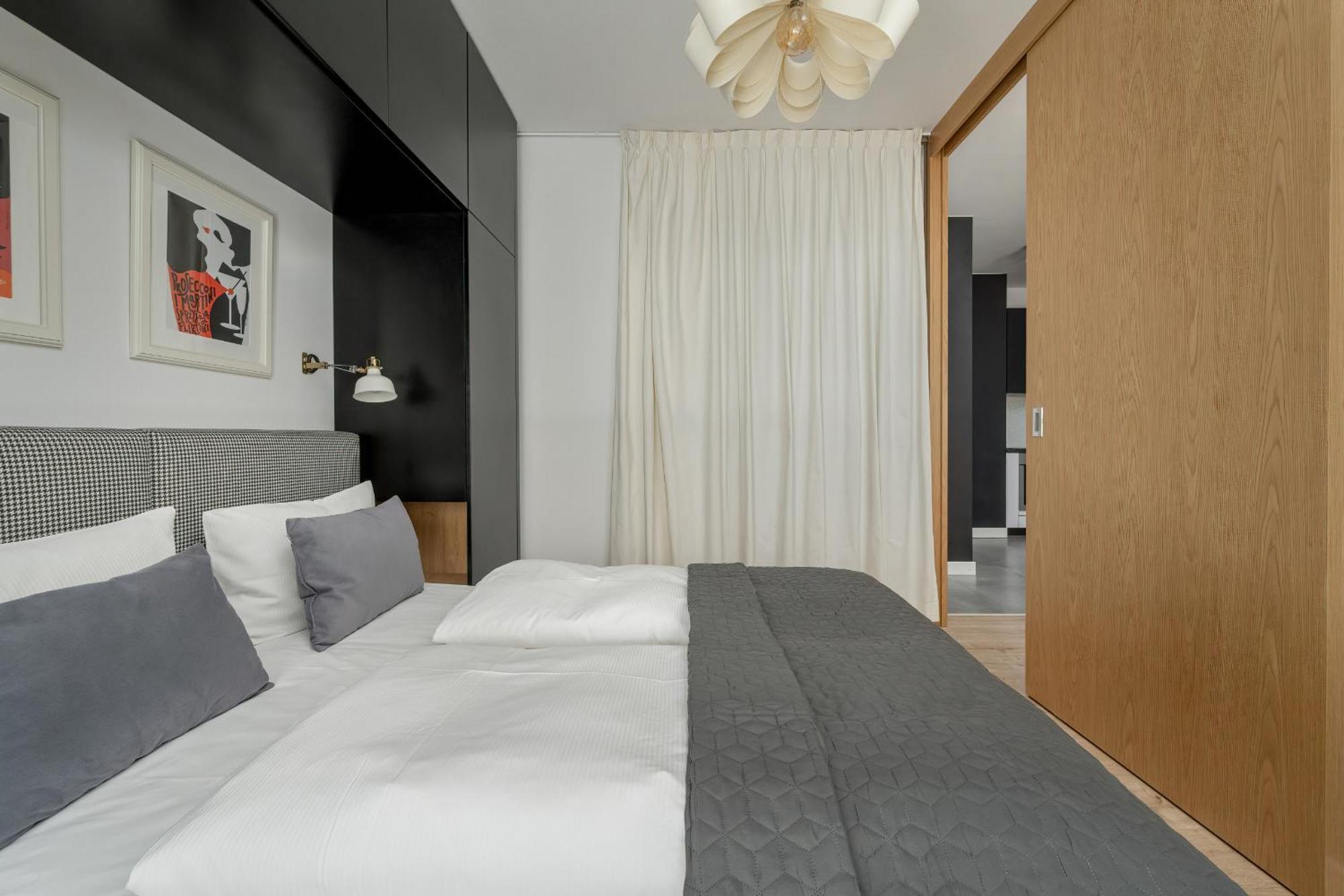 Kosciuszki W Centrum Parking By Renters Prestige * Wroclaw