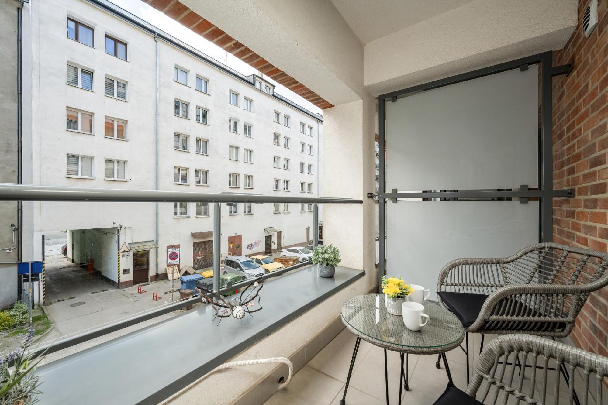 Apartment Kosciuszki W Centrum Parking By Renters Prestige Wroclaw