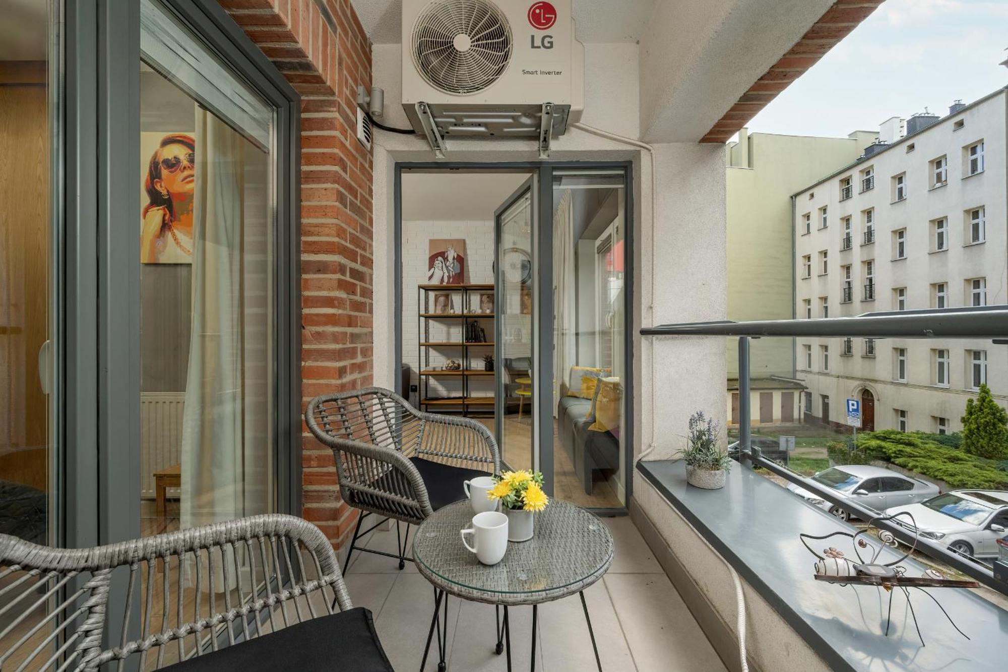 Kosciuszki W Centrum Parking By Renters Prestige * Wroclaw